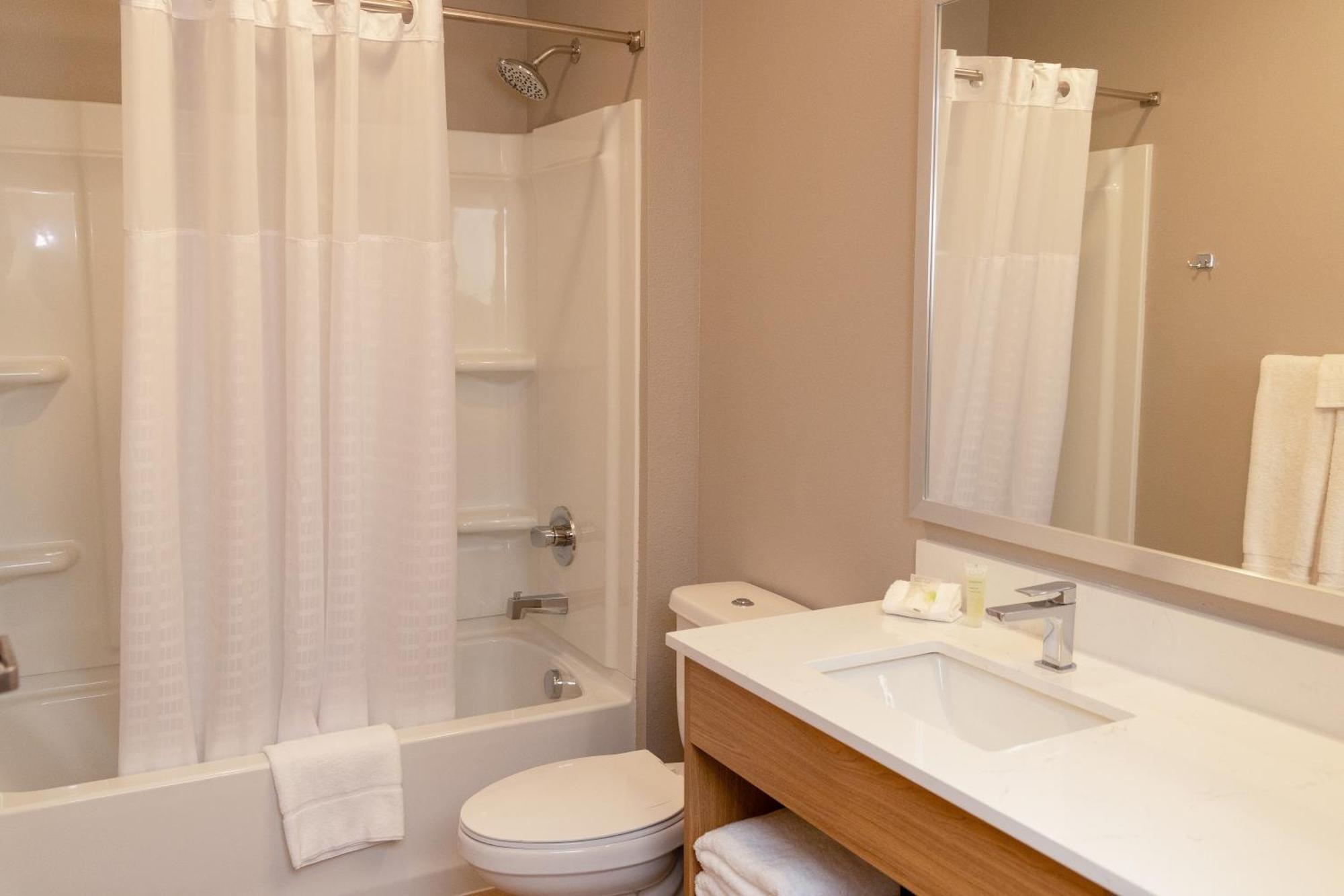 Livaway Suites Tri-Cities-Richland Esterno foto