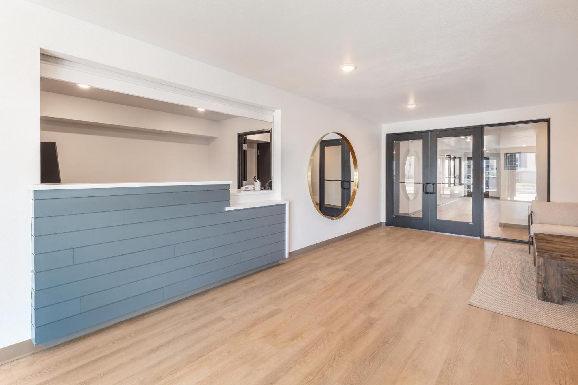 Livaway Suites Tri-Cities-Richland Esterno foto